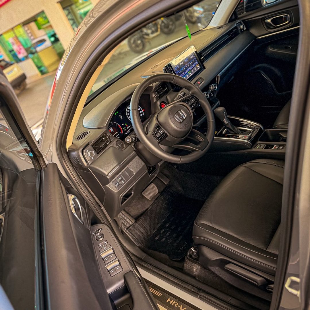 hr-v TXR0H53 (5)